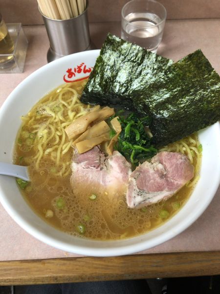 「ラーメン(大盛り)」@横浜ラーメン あばん 上尾西口駅前店の写真