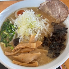 とんこつラーメン 麺笑の画像