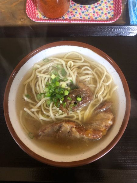 「ソーキそば　390円」@牧志そばの写真