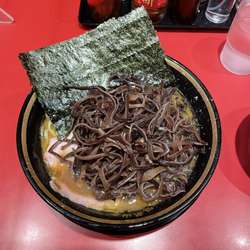 チャーシュー麺　きくらげ