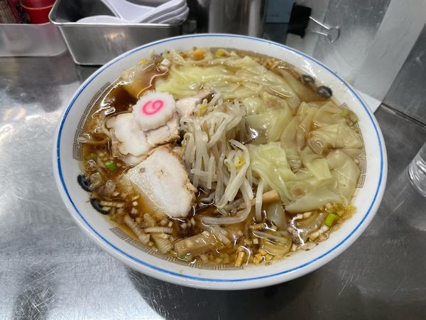 「チャシューワンタンメン + もやし」@中華そば みたかの写真