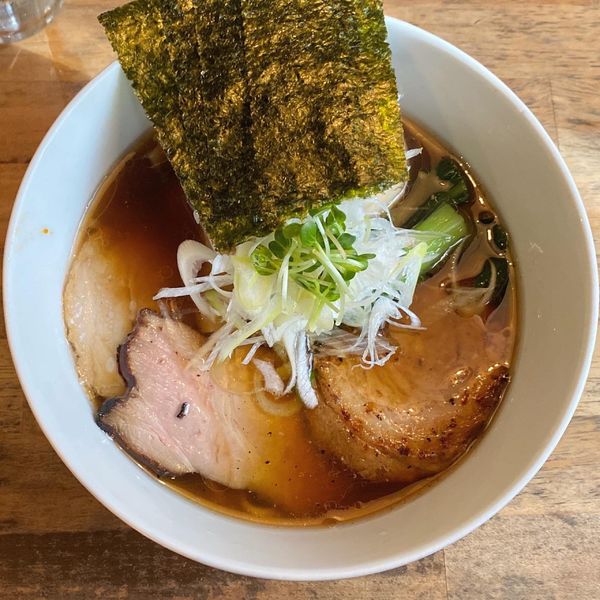 「支那そば ¥900 特製トッピング ¥300」@日本橋 製麺庵 なな蓮の写真