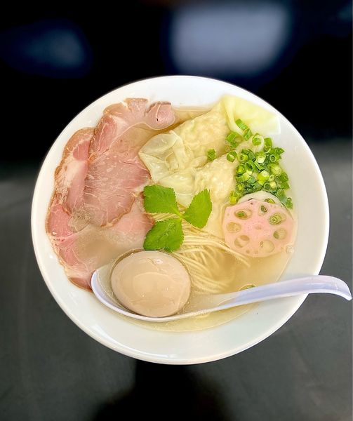 「シン中華そば PEARL + 味玉」@シン・ノジジの写真