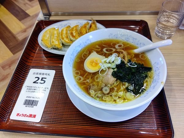 「満州ラーメンと焼餃子780円」@ぎょうざの満洲 伊勢崎西部モール店の写真