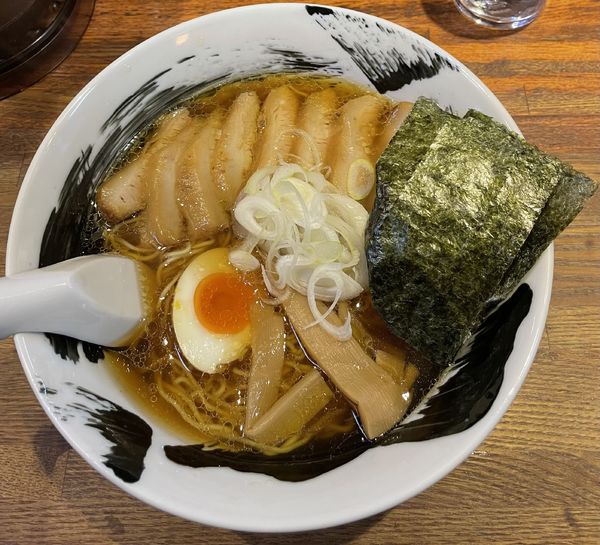 「支那そば ほほ肉」@ひじり屋 西新宿店の写真