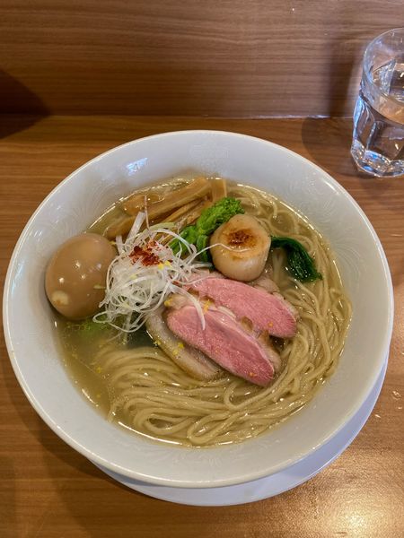 「帆立と鴨の塩らーめん」@麺処 ほん田 東十条店の写真