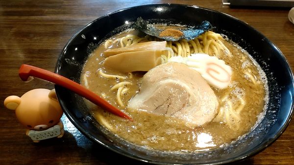 「豚骨魚介らぁめん（900円税込）+チャーシューご飯（330）」@MAEBASHI NOODLE KEYAKIの写真