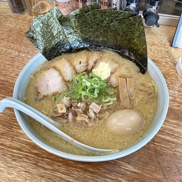 「味噌ラーメン＋盛合せ」@中華そば 温故知新の写真