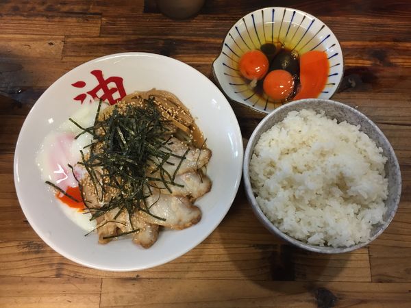 「油そば、TKG食べ放題」@きりん寺 関大前店の写真