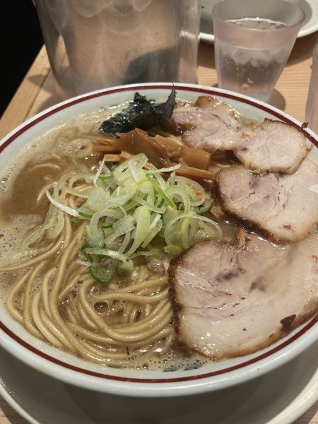「とろりそば大盛」@東京煮干し らーめん 玉 東京駅店の写真