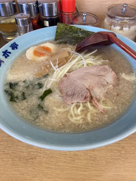 「ラーメン小」@ラーメン青木亭 戸田店の写真