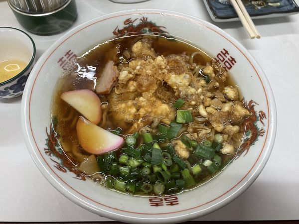 「天ぷら中華　￥５５０」@大衆食堂 岡田屋の写真