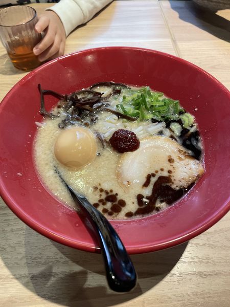 「玉子赤丸」@博多一風堂 池袋店の写真