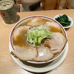 チャーシュー濃厚とろりそば(ほうれん草トッピング)