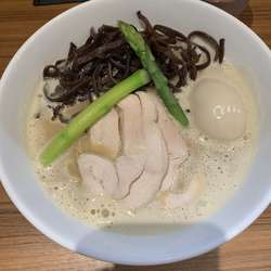 濃厚洞窟ラーメンキクラゲトッピング