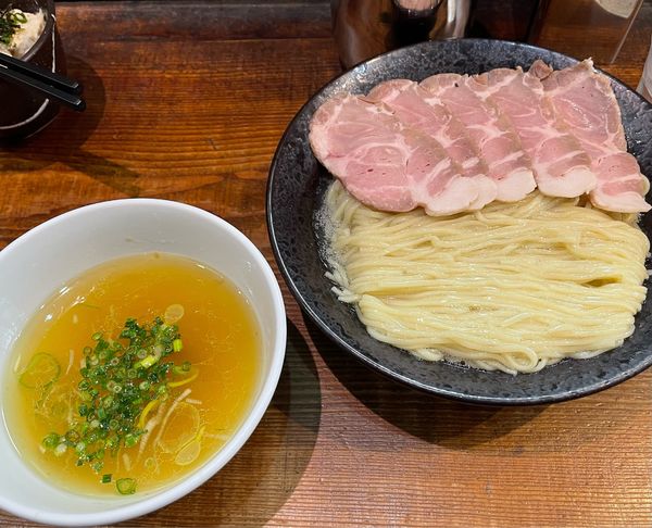 「しおつけ麺チャーシュー大盛」@町田汁場 しおらーめん 進化の写真