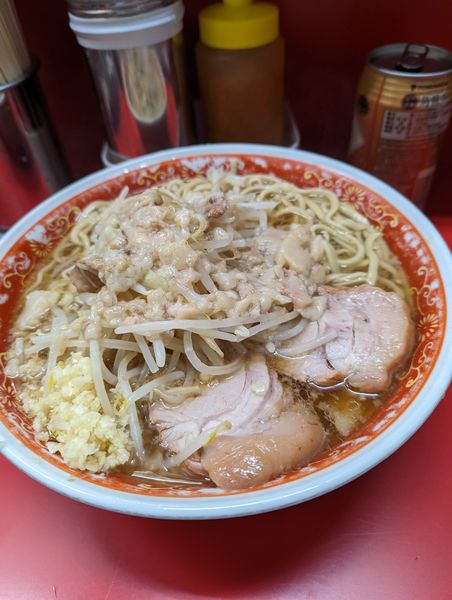 「大ラーメン+烏龍茶」@ラーメン二郎 上野毛店の写真