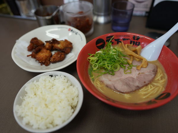 「唐揚げ定食 麺硬め」@天下一品 錦糸町店の写真