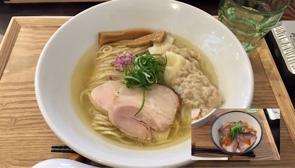 「しおらぁめん＋わんたん＋[限定]豚肉西京焼きごはん」@たかのちゅめの写真