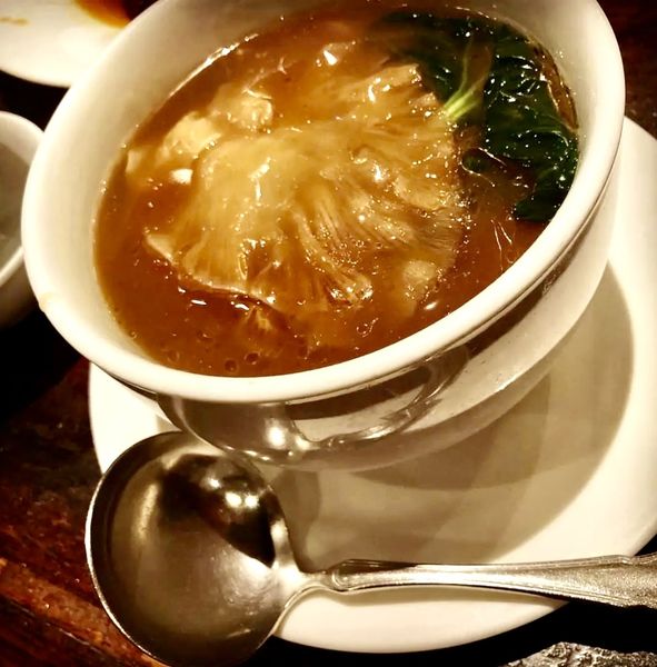 「フカヒレ姿麺」@大鴻運天天酒樓の写真