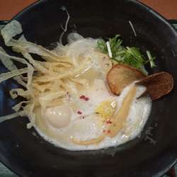 鶏白湯　鶏soba（味玉付き）