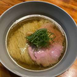 鶏塩中華そば820円