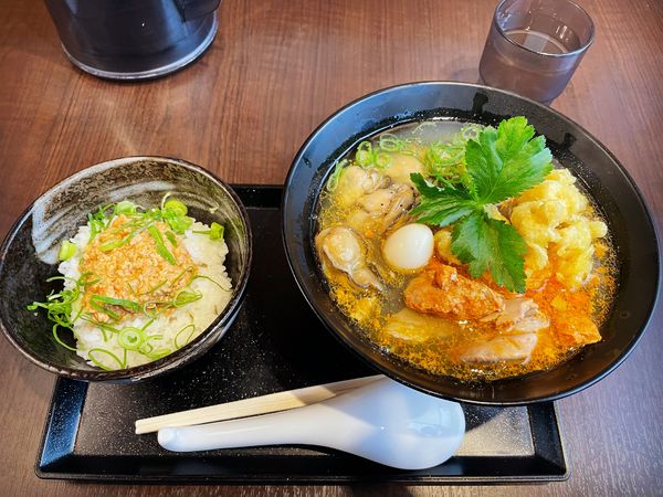 「限定　痛風ラーメン2022」@心温食堂（神）の写真