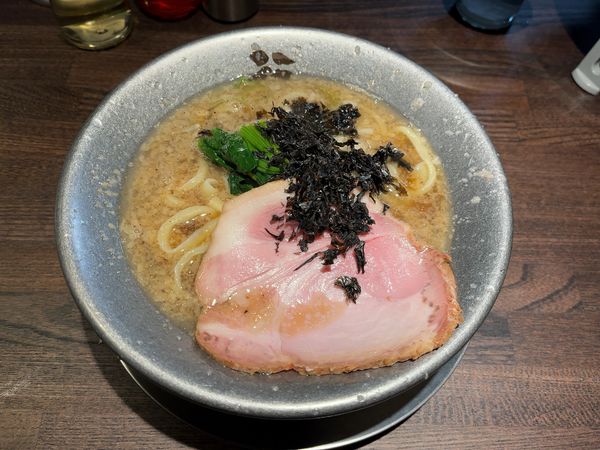 「中華そば850円」@背油中華そば 福鳳の写真