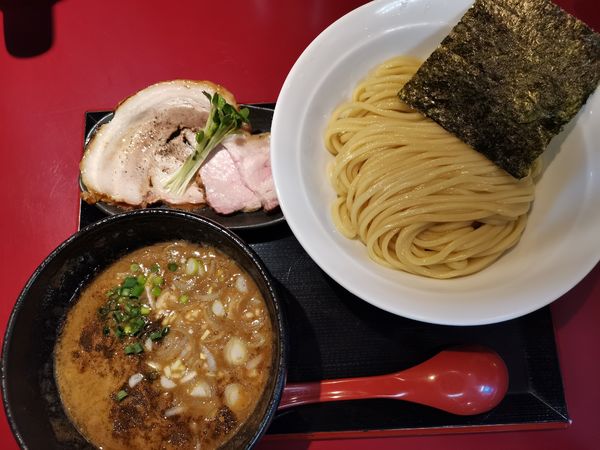 「濃厚豚骨魚介つけ麺」@らぁ麺処 蓮の華の写真