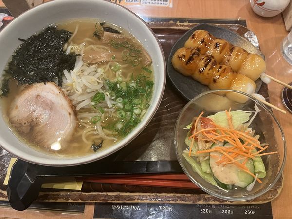 「お団子セット 880円」@お団子と甘味喫茶 月ヶ瀬の写真