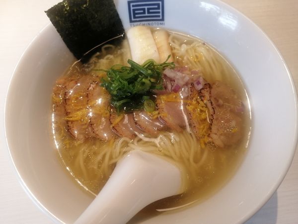 「（20食限定）柚子香る炙り鴨らーめん塩¥1300」@淡麗拉麺 己巳の写真