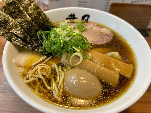 「醤油特ワンタン麺1450円」@らぁめん 葉月の写真