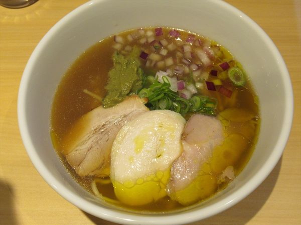 「【限定】牡蠣とポルチーニの醤油そば（1,100円）」@蛤麺しちりの写真