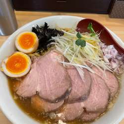 特製背脂煮干そば（大盛＋低温チャーシュートッピング）