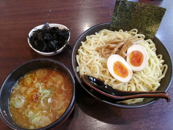 「つけ麺(冷盛、味玉、うまから)＋岩のり」@つじのやの写真
