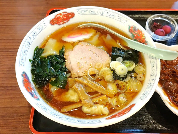 「ワンタンメン」@味処ほさかの写真