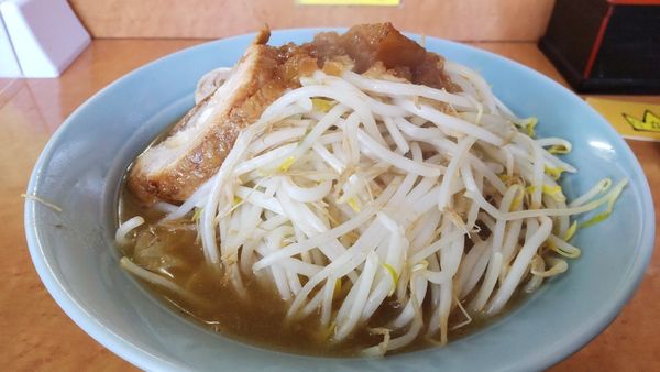 「小ラーメン」@立川マシマシ ロイヤルスープの写真