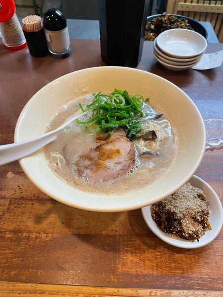 「博多豚骨ラーメン」@幸心堂の写真
