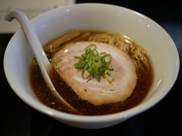 「醤油らぁ麺」@柳麺マタドールの写真