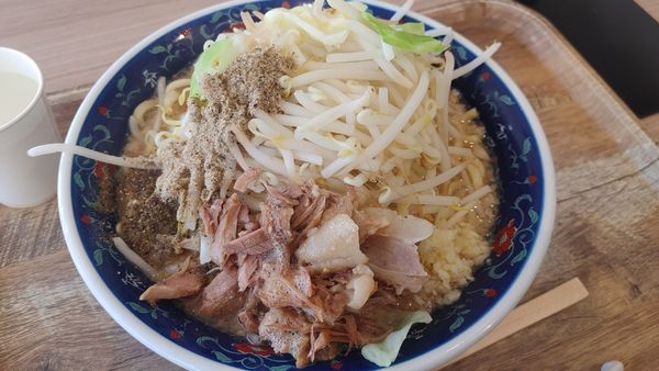 「ニボジロー　麺大盛」@凌駕IDEA イオンモール松本店の写真