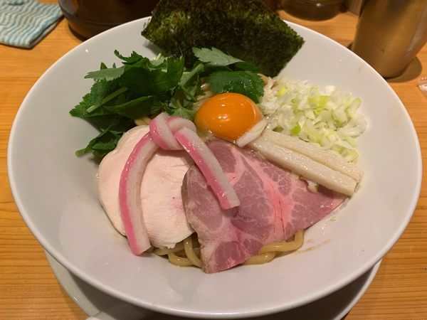 「濃厚卵のまぜSOBA」@Ginza Noodles むぎとオリーブの写真