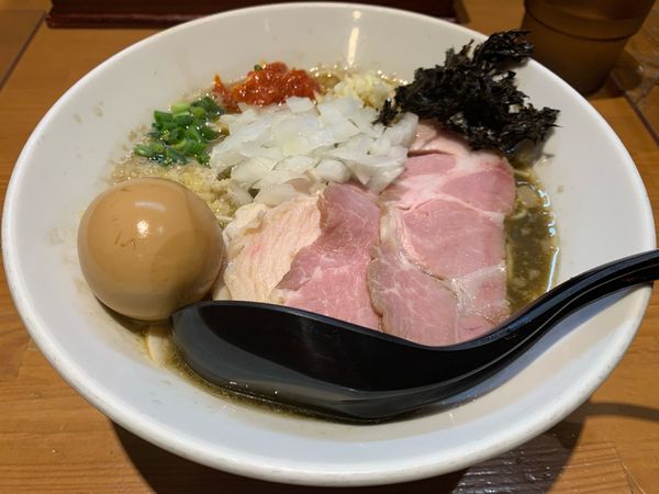 「烏賊と貝とトマトの背脂特製中華蕎麦」@亀戸煮干中華蕎麦 つきひの写真