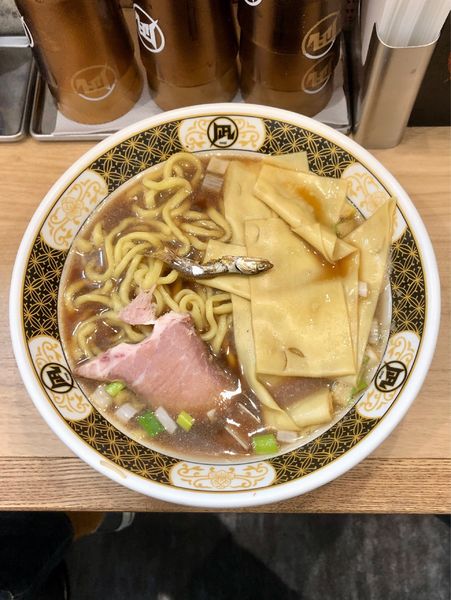 「すごい煮干しラーメン中盛(870)」@すごい煮干ラーメン凪 多摩センター店の写真