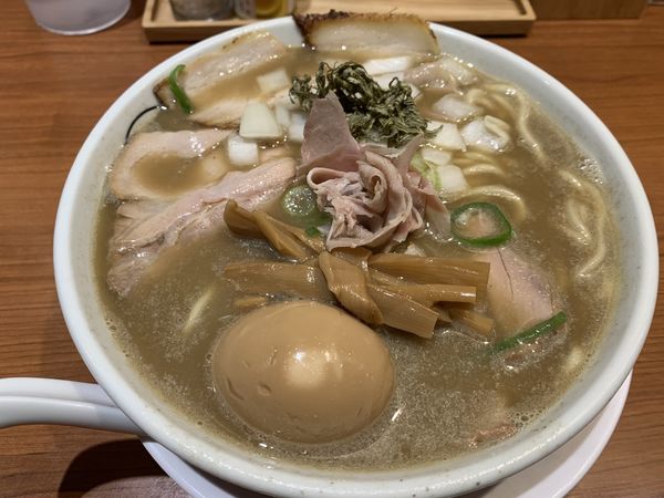 「濃口特製煮干しそば」@中華そば ひらこ屋 東京ラーメンストリート店の写真