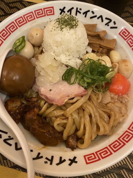 「もち小麦油そばヘブン盛＋ライスボール 1150」@メイドインヘブンの写真