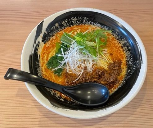 「担々麺 950円　大盛 150円。」@らーめん まるの写真