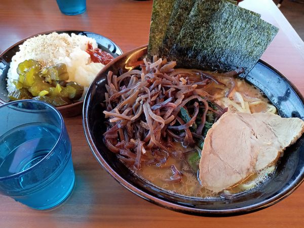 「ラーメン並¥650 キクラゲ¥100」@家系ラーメン 佐々喜家の写真