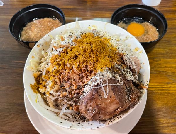 「カレー汁なし＋スライスチーズ＋アブタマ」@道の途中の写真