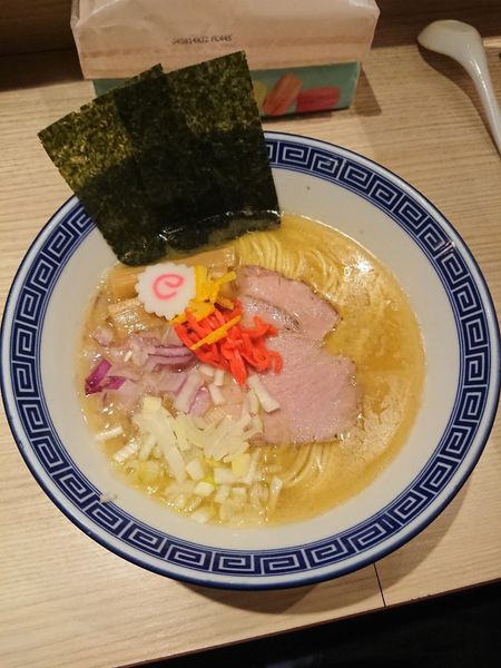 「塩鶏白湯煮干しそば 830円」@中華そば 竹むらの写真