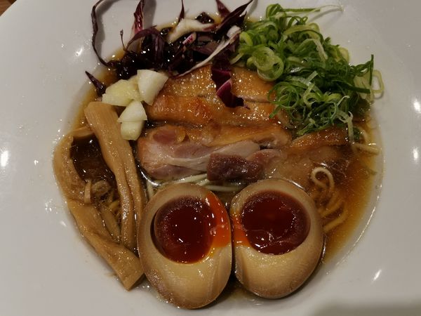 「伊吹アジ煮干しラーメン 〜日南鶏のステーキ〜」@Niiの写真